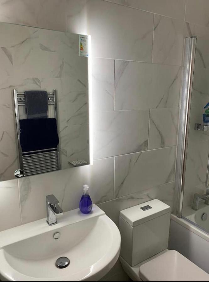 Luxury Modern 1Bed Sea View Apartment Rhôs-on-Sea エクステリア 写真